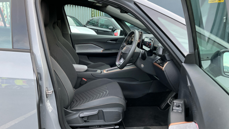 CUPRA Born 170kW e-Boost V1 59kWh 5dr Auto Electric Hatchback